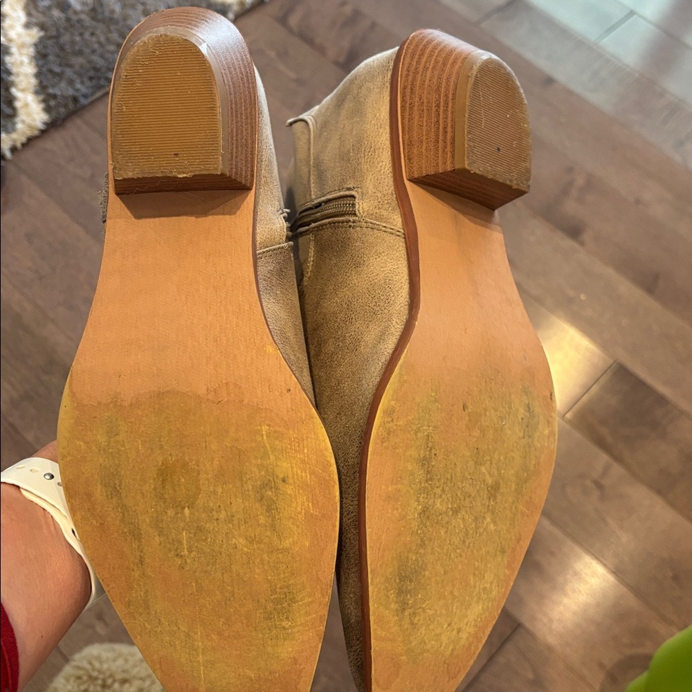 Vintage 93 Everly Western Ankle Boots - Picture 5 of 5